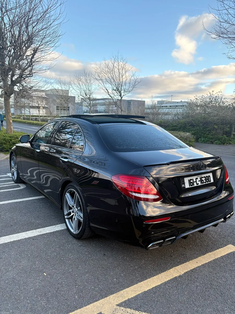 E220d premium plus Amg - Image 4
