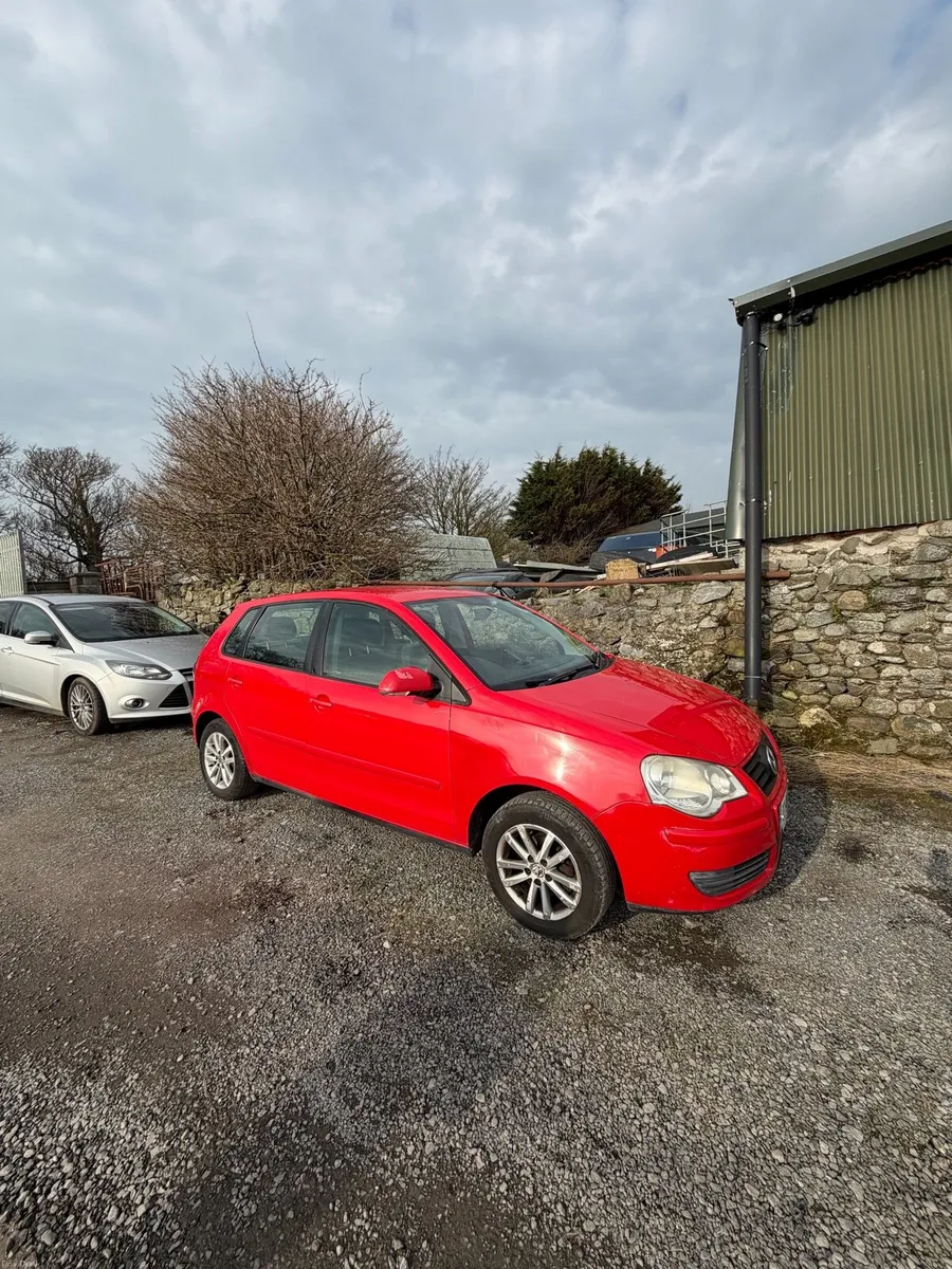 2007 Volkswagen Polo Red - Image 1