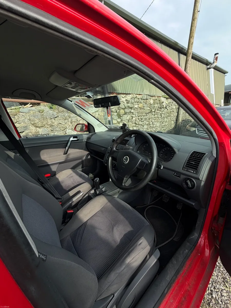 2007 Volkswagen Polo Red - Image 3
