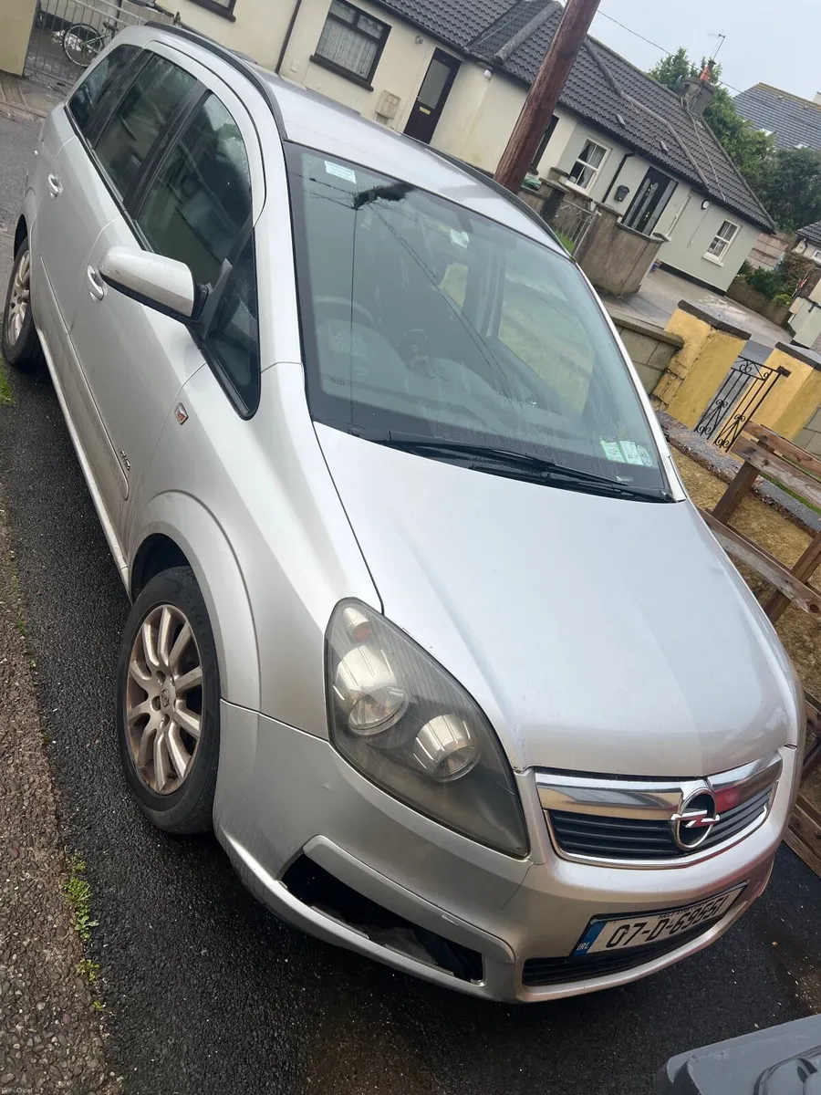 Opel Zafira 2007 - Image 1