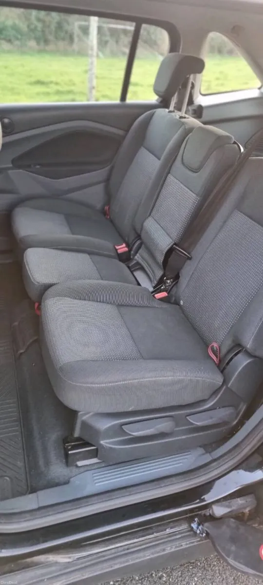 Ford Grand C-Max 2011 - Image 4