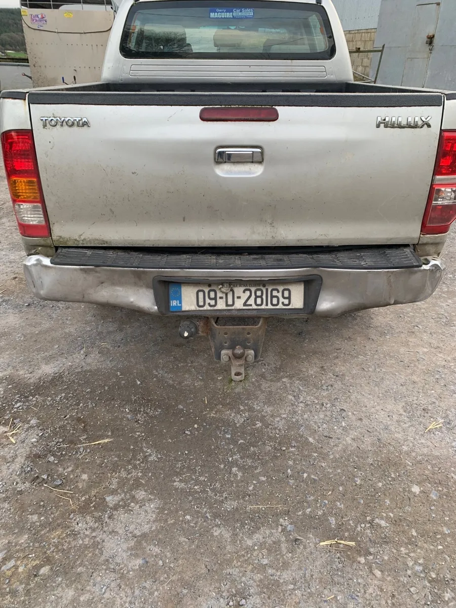 Toyota Hilux 2009 - Image 4