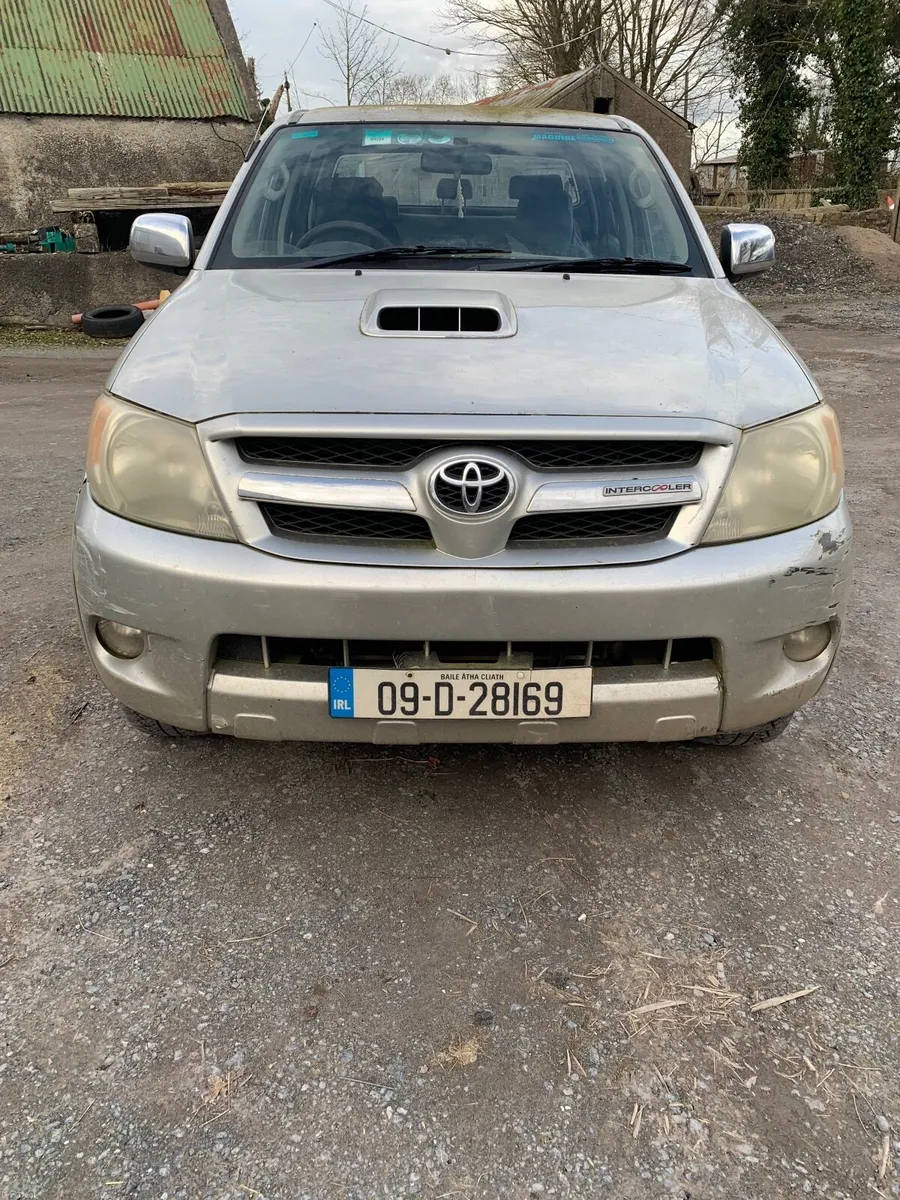 Toyota Hilux 2009 - Image 1