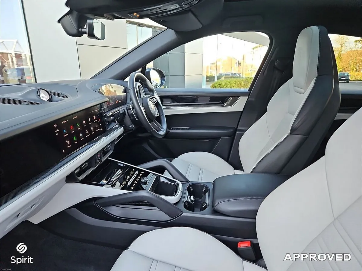 Porsche Cayenne 3.0 E-Hybrid PHEV Auto - Image 3
