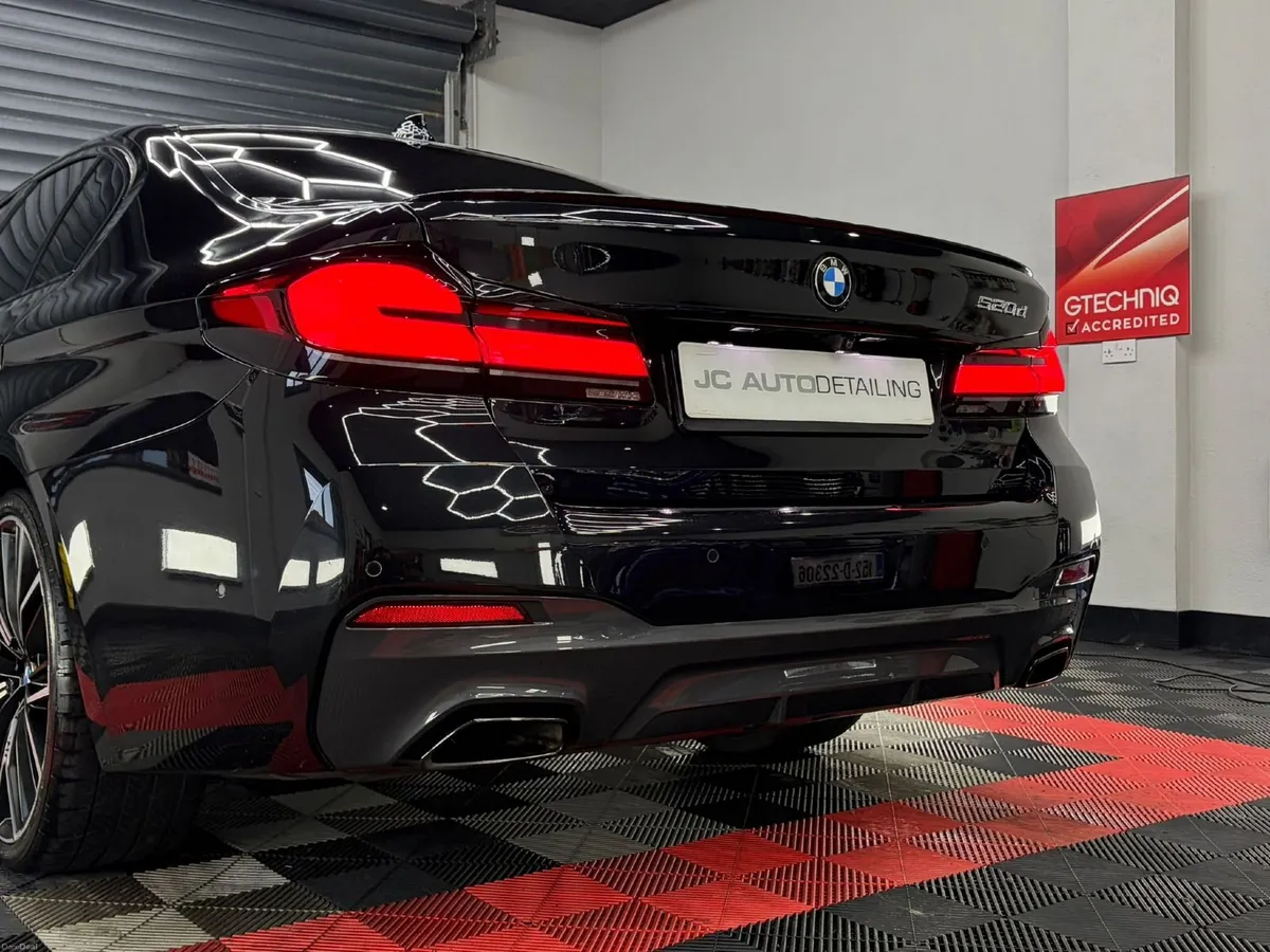 BMW 5-Series 2021 - Image 3