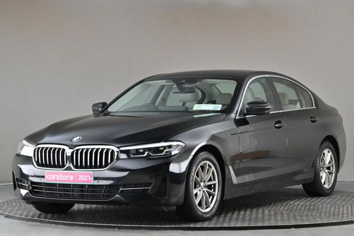 BMW 5-Series 520D SE **BEIGE LEATHER** - Image 4