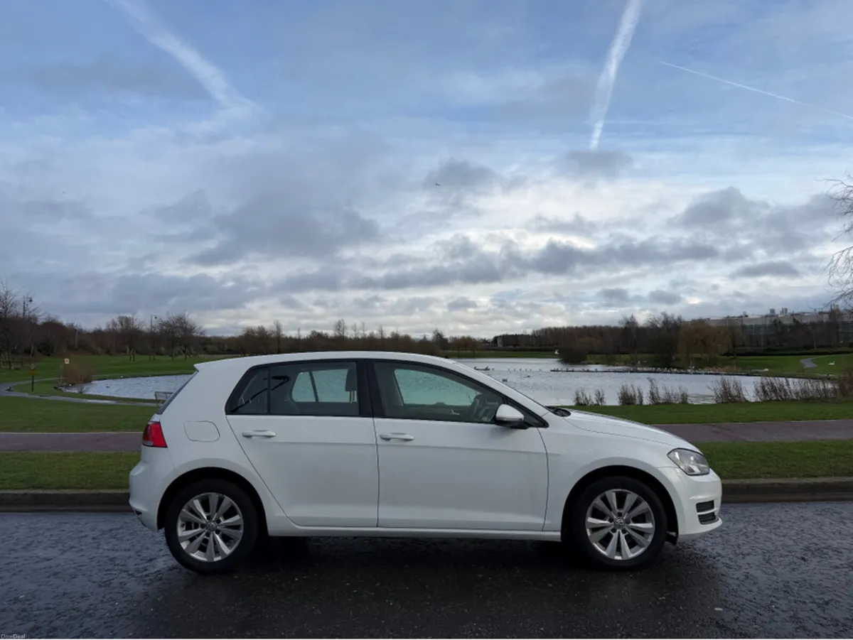 Volkswagen Golf 1.6 TDI SE 5DR BLUEMOTION TECHNOLO - Image 3