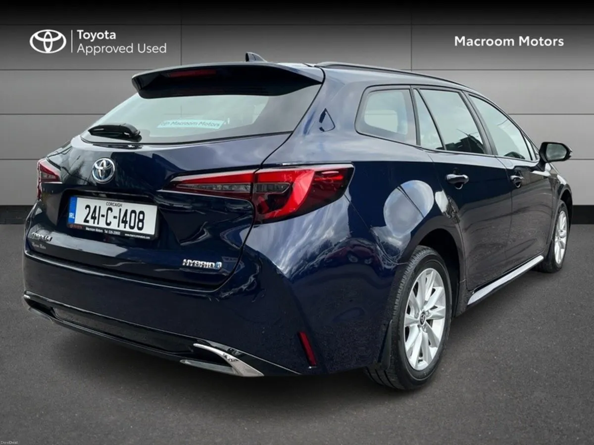 Toyota Corolla COROLLA HYBRID LUNA T/S - Image 2