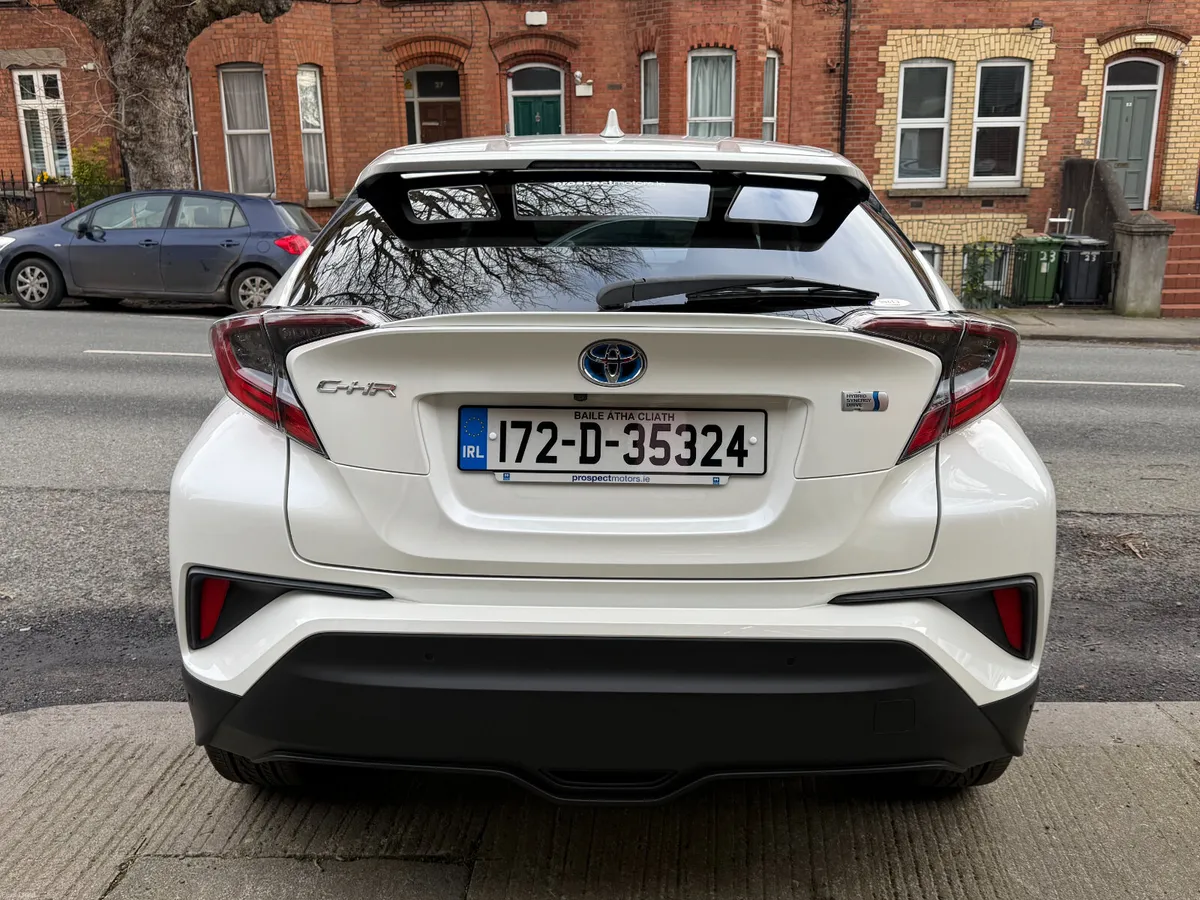 2017 Toyota C-HR, Hybrid Automatic, 49km, New Nct, - Image 6