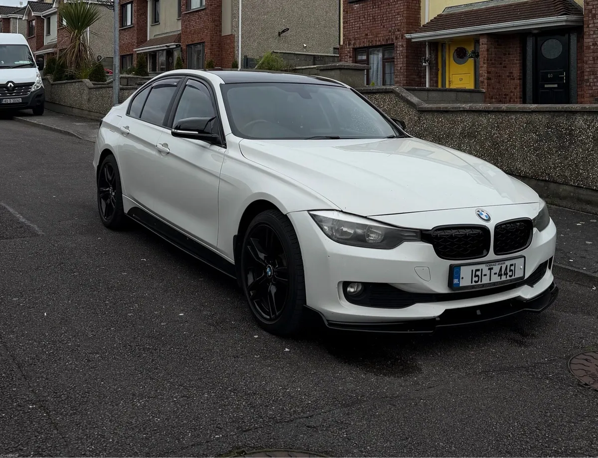 BMW F30 - Image 1