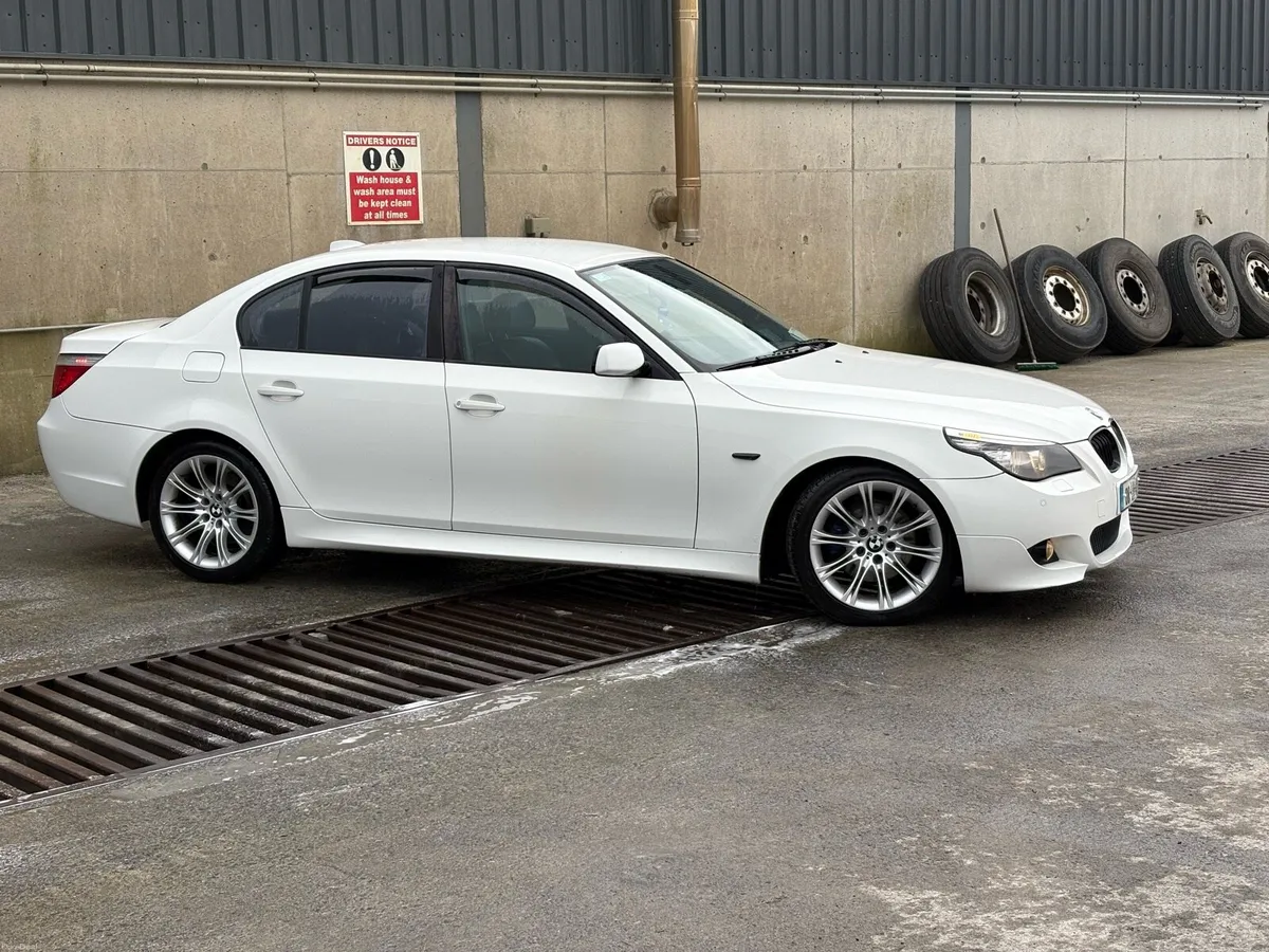 BMW 520D E60 2008 - Image 3