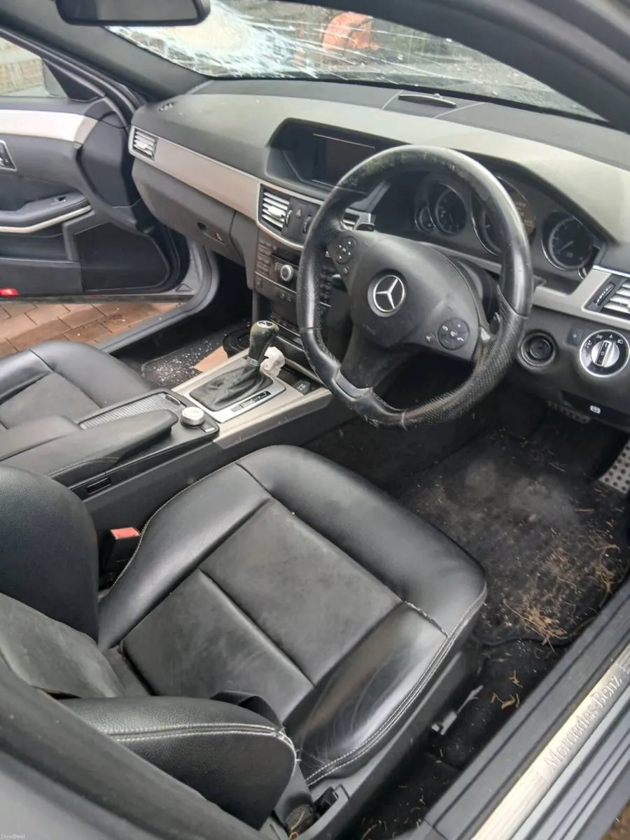 Mercedes amg - Image 4