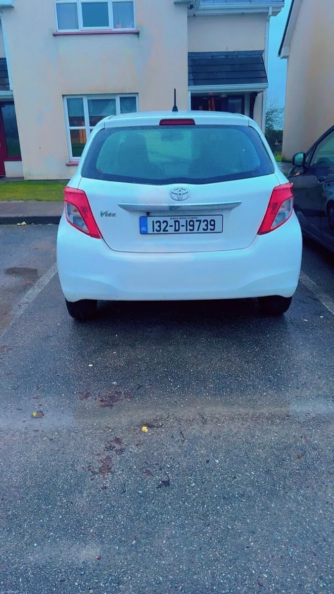 Automatic Toyota Yaris - Image 3