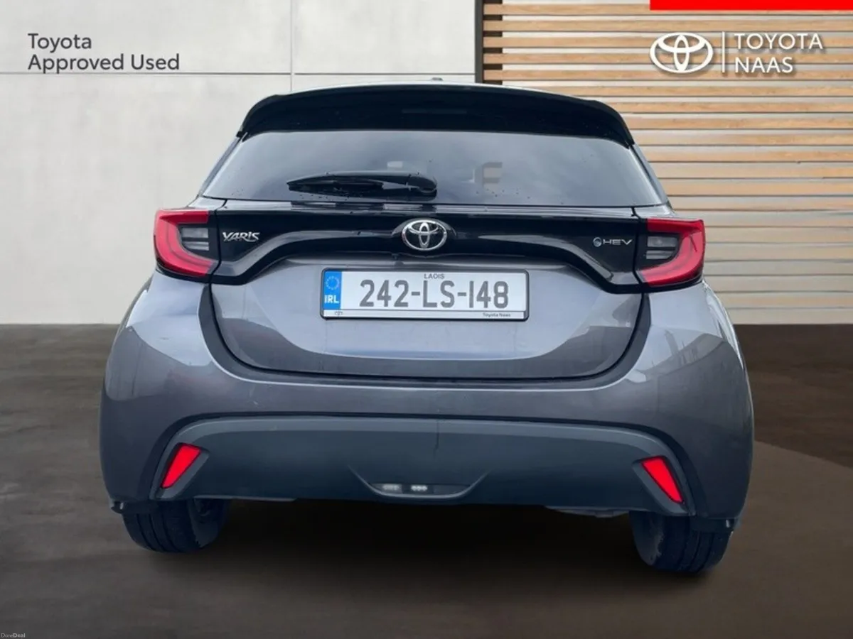 Toyota Yaris Yaris Hybrid 115 L-SPORT - Image 4