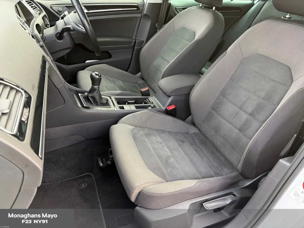 Volkswagen Golf R LINE 1.6 TDI 5DR 115HP - Image 4