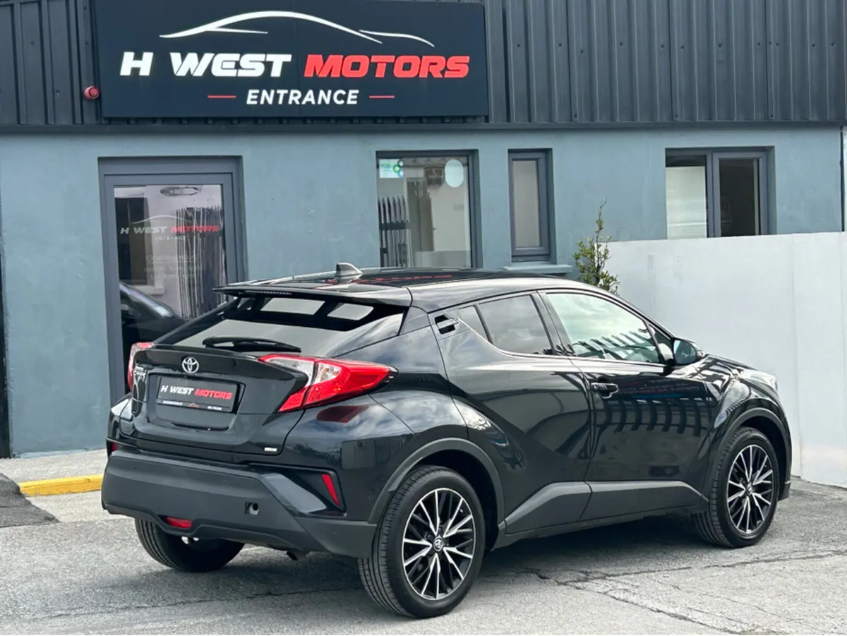Toyota C-HR 1.2T SOL 4DR - Image 3
