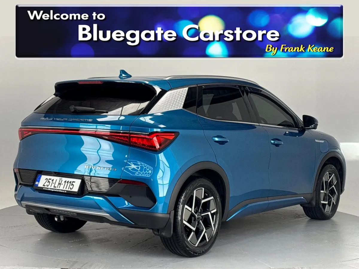 BYD ATTO 3 DESIGN**PANORAMIC ROOF**HEATED LEATHER - Image 3