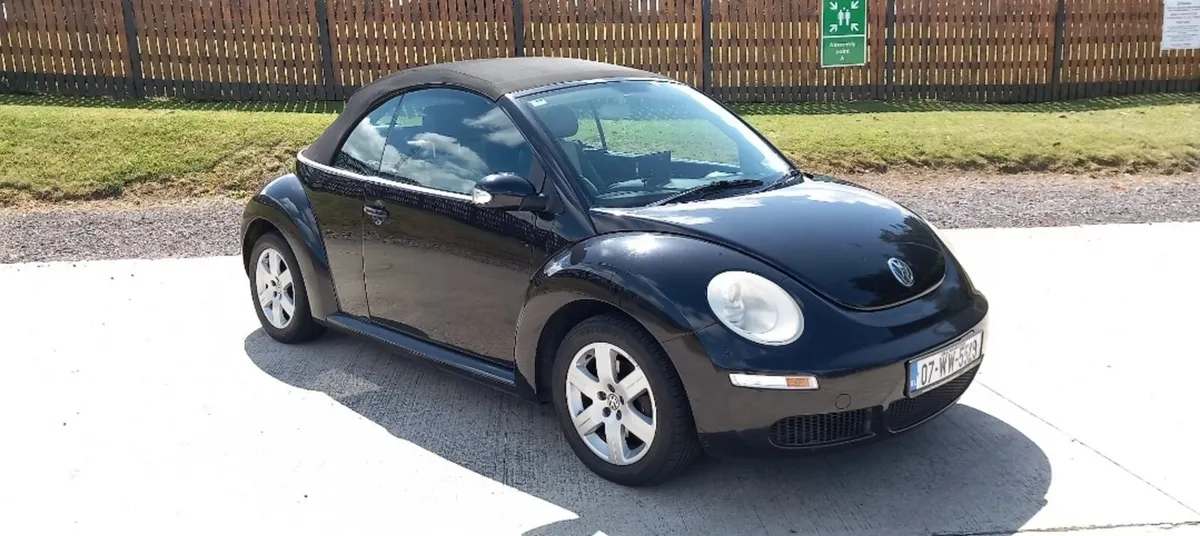 Excellent convertable - Image 3