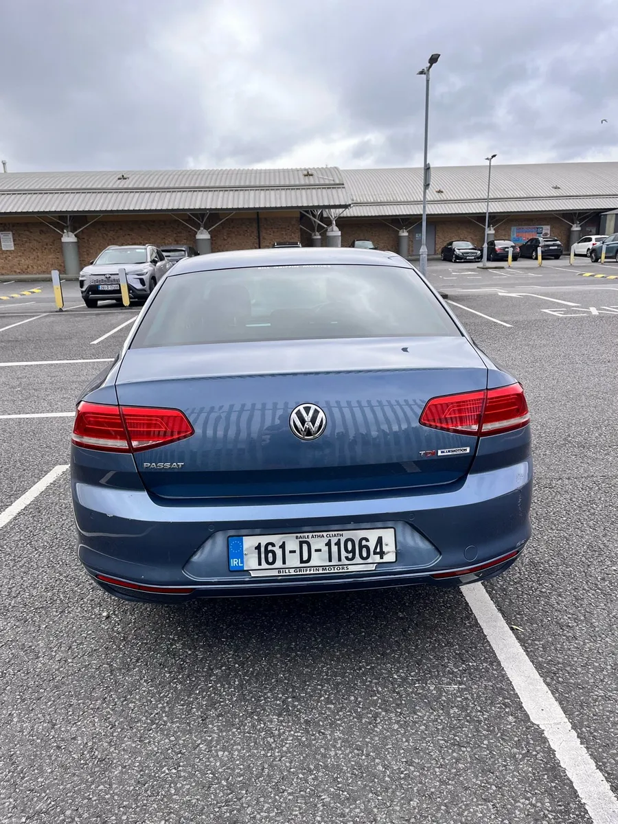 Vw Passat 2016 bluemotion tdi - Image 4