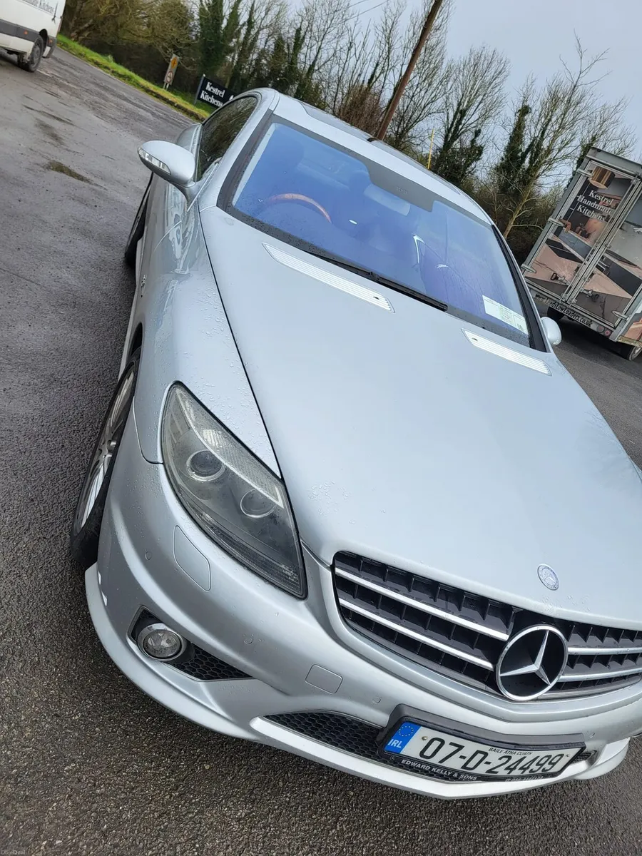 Mercedes cl63 amg - Image 2