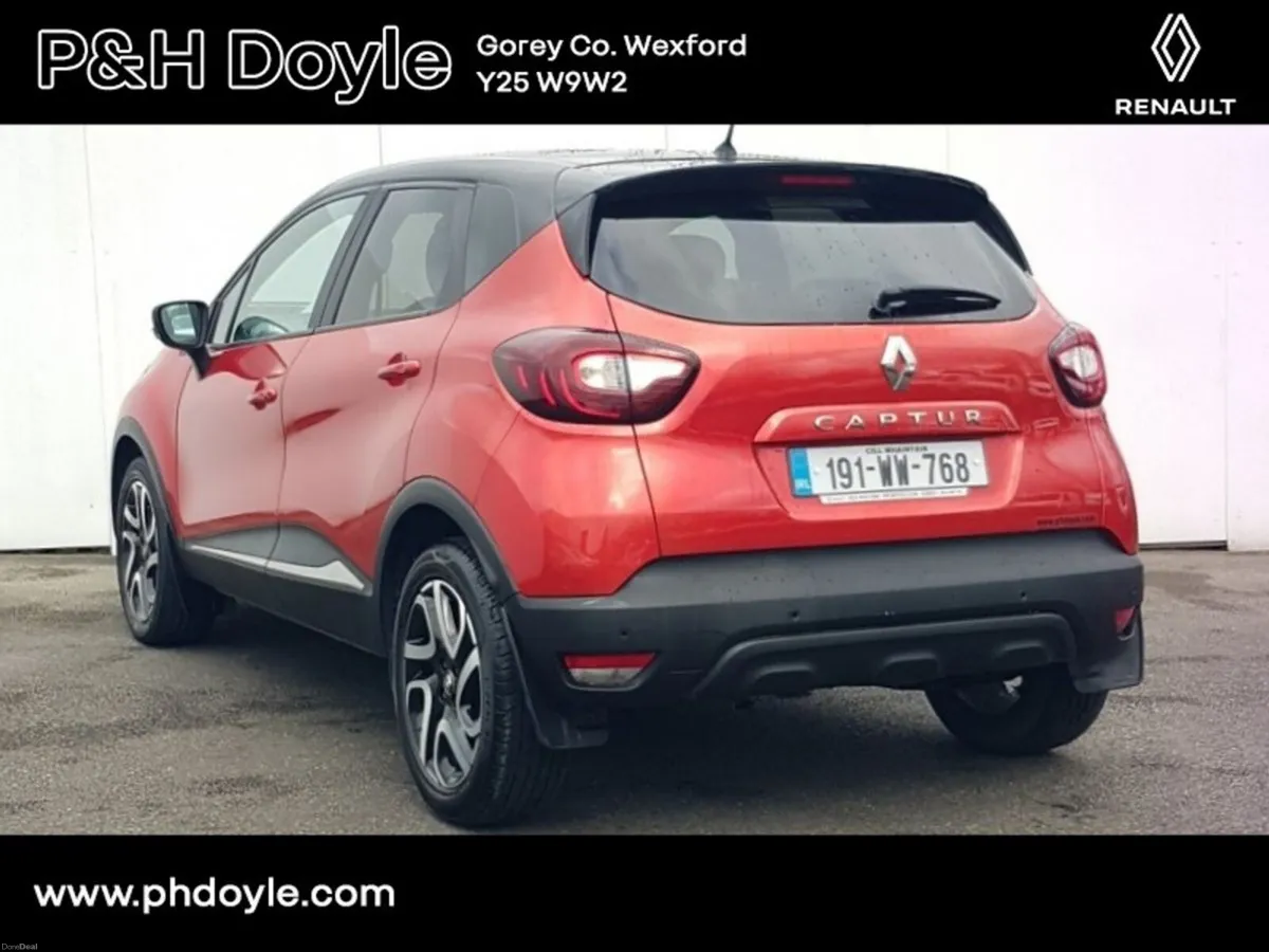 Renault Captur ICONIC AUTOMATIC - Image 3