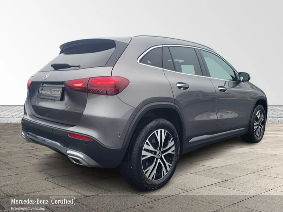 Mercedes-Benz GLA GLA200d Progressive AUTO - Image 4
