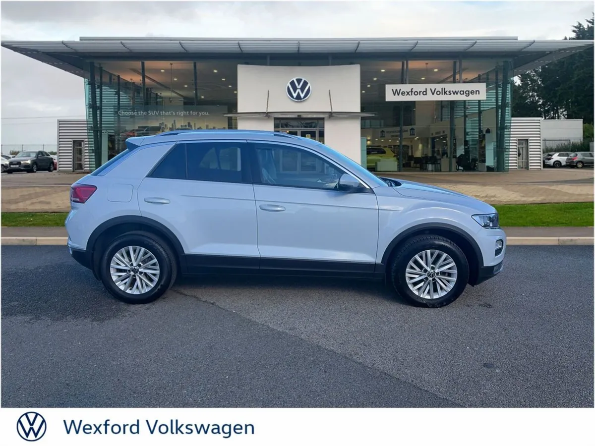 Volkswagen T-Roc DESIGN 2.0 TDI 115HP MANUAL - Image 4