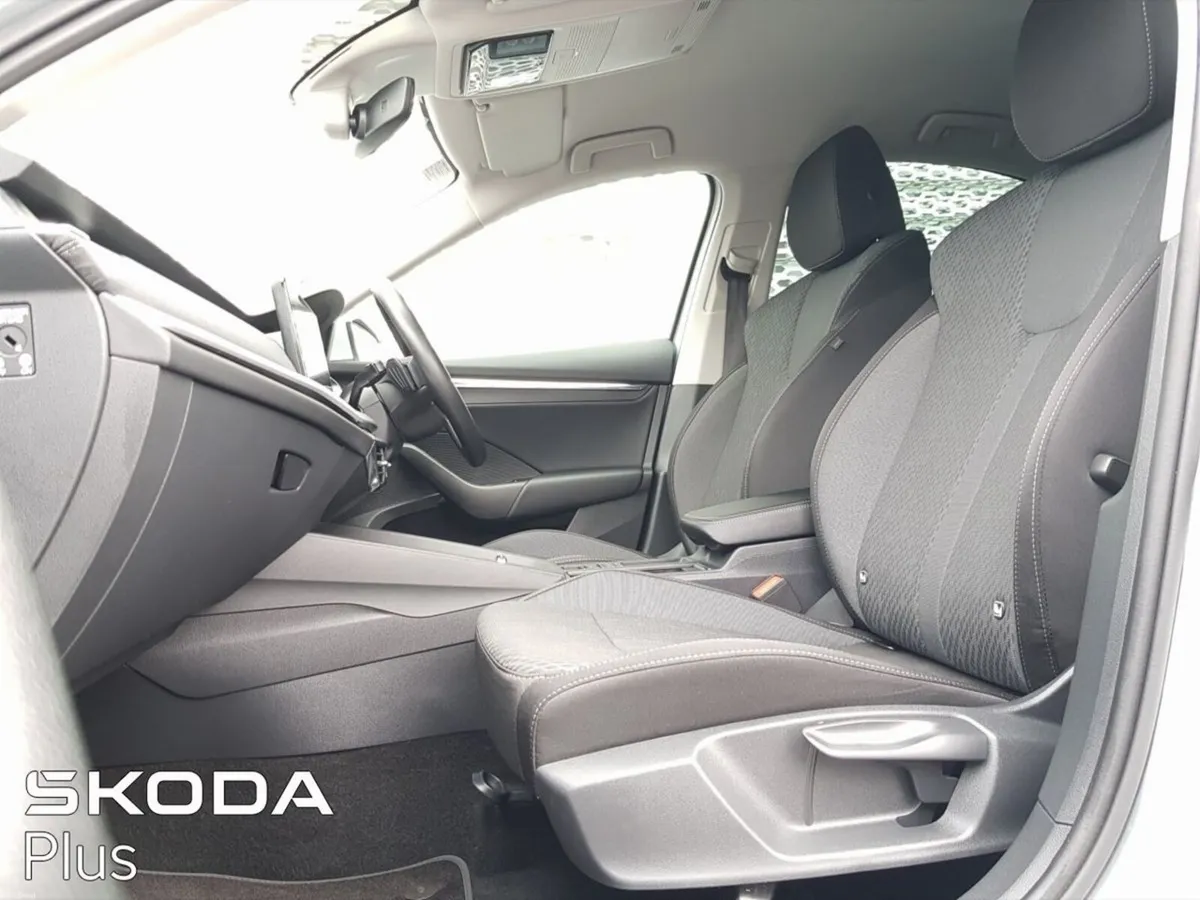 Skoda Octavia OCTAVIA STYLE  2.0TDI 115HP DSG - Image 3