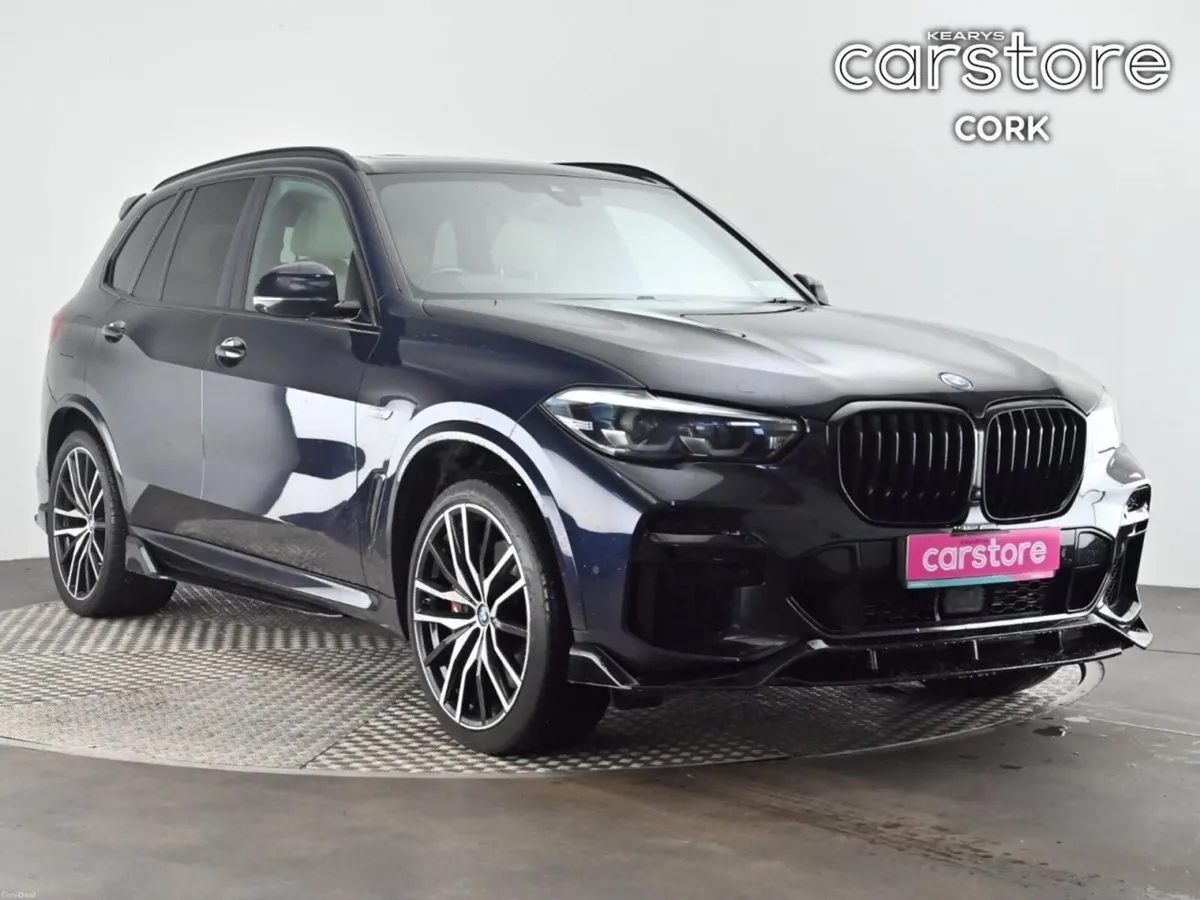 BMW X5 xDrive45e - Image 1