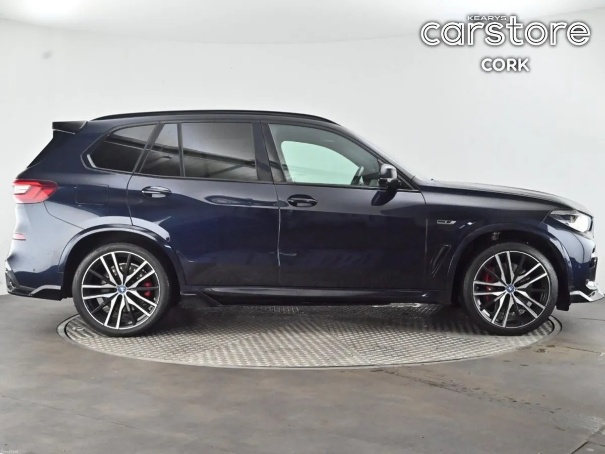 BMW X5 xDrive45e - Image 2