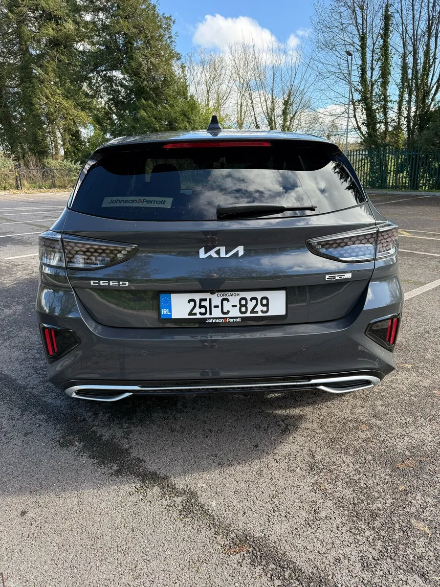 Kia Ceed - Image 2