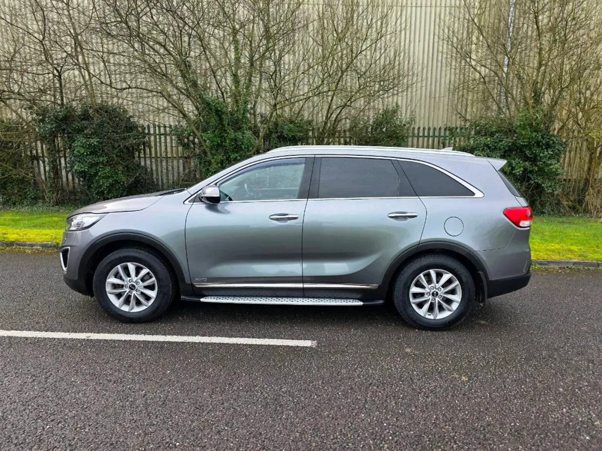 16 KIA SORENTO DIESEL AWD TAX 04/26 NCT 05/27 - Image 3