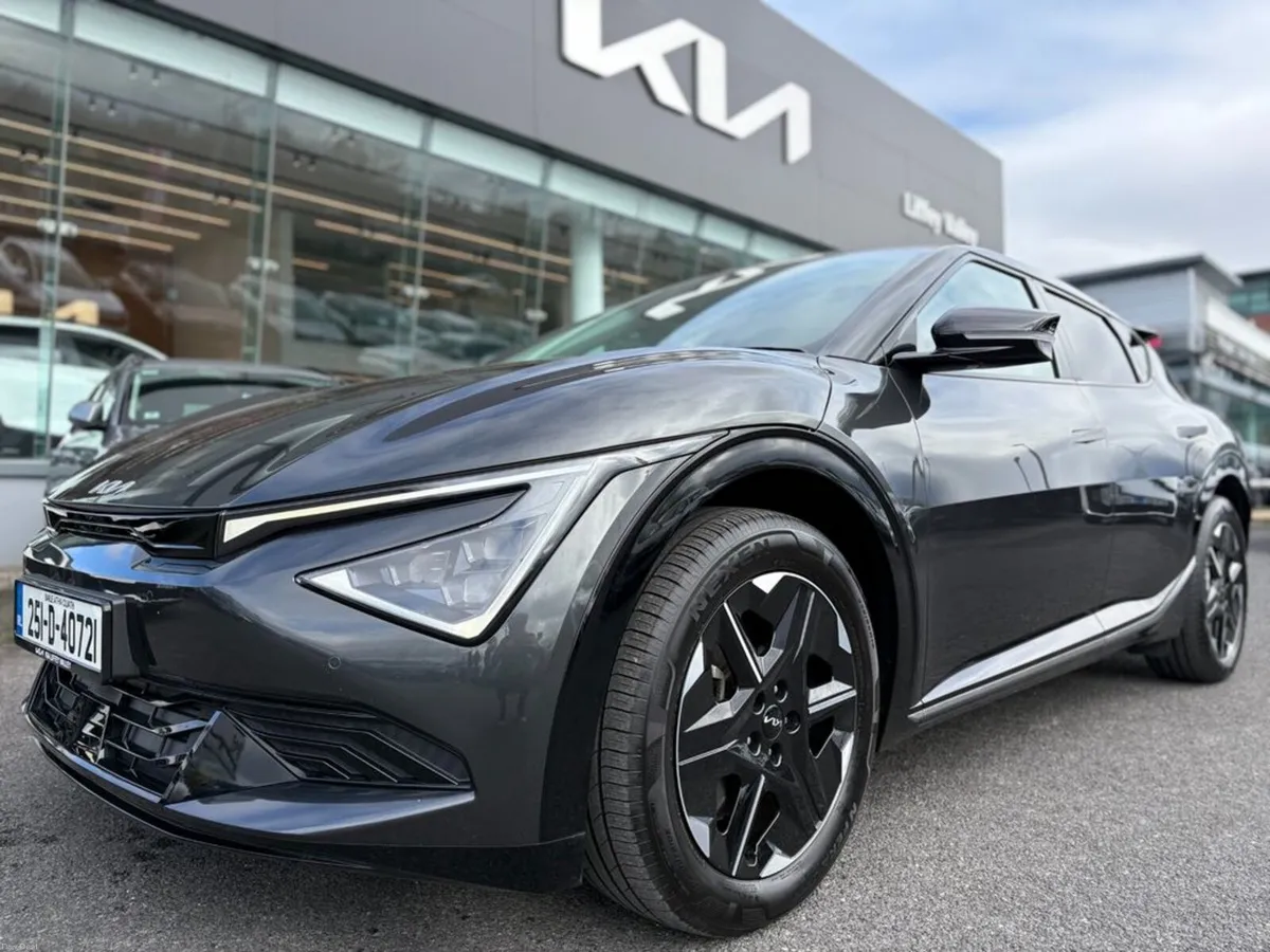 Kia EV6 Earth - Image 1