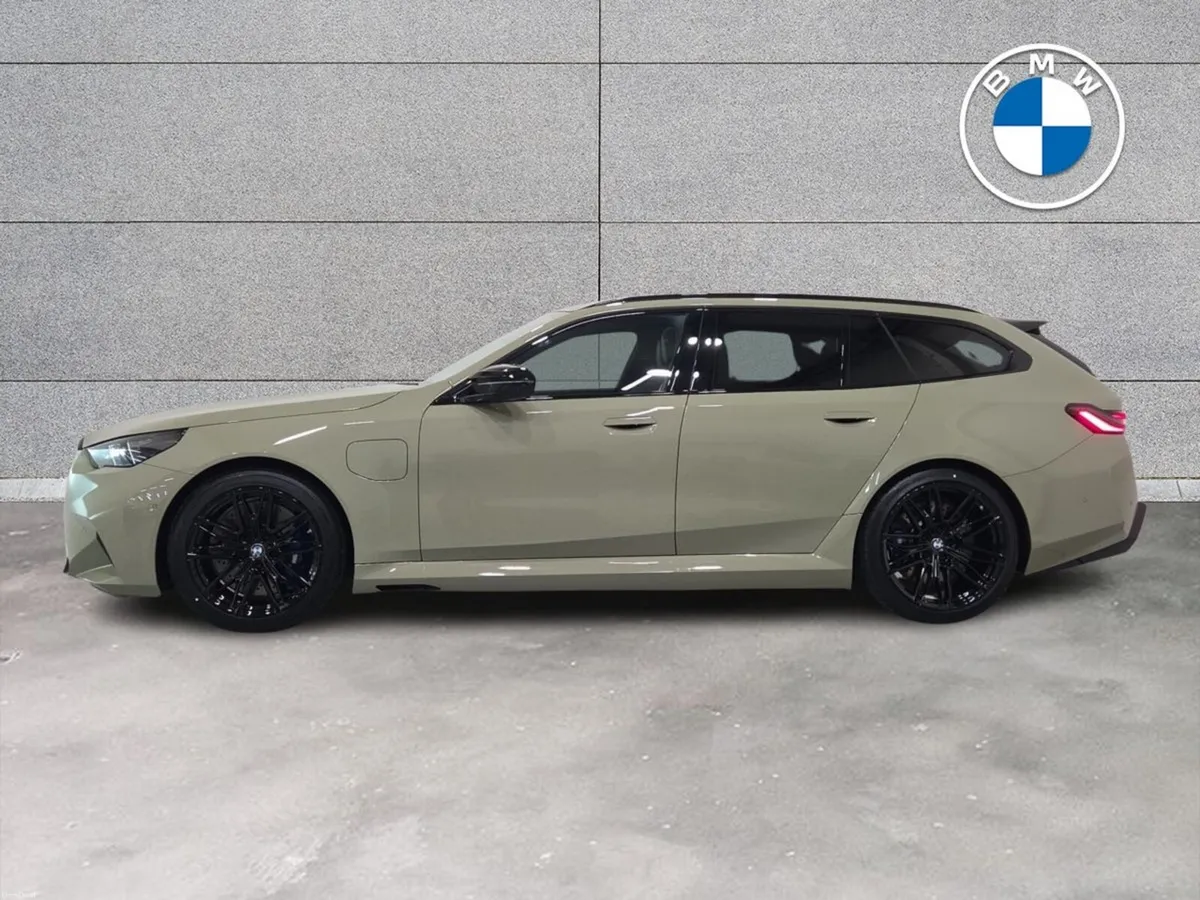 BMW M5 4.4 - Image 4