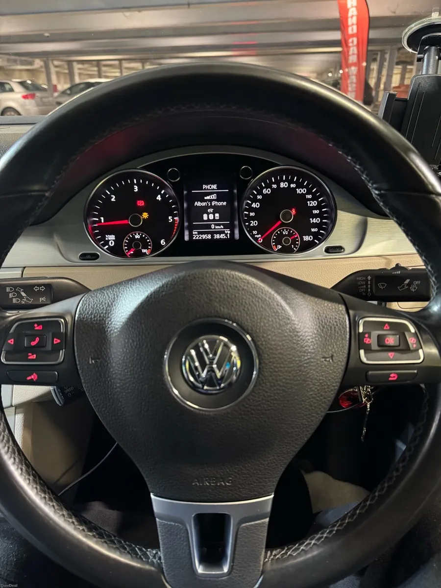 Volkswagen Passat cc - Image 4