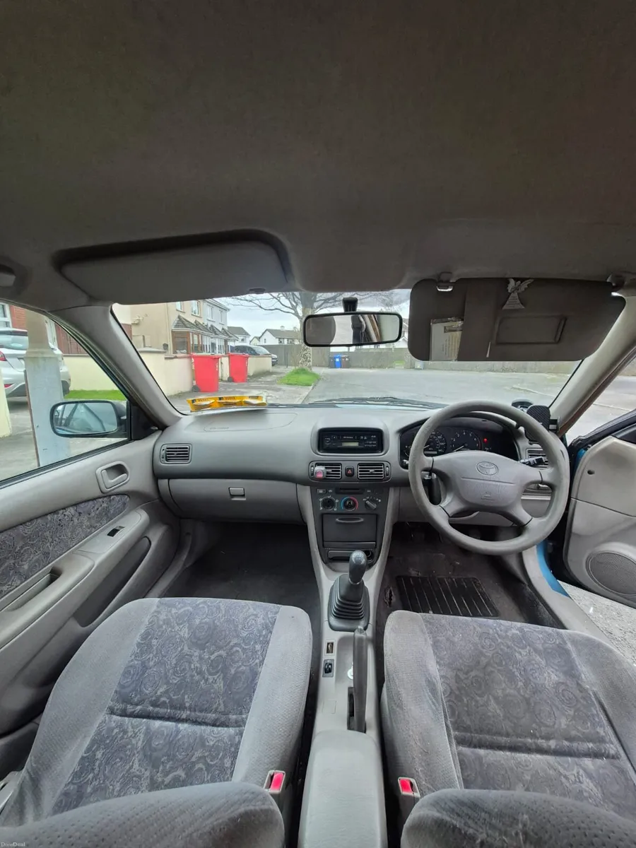 1999 Toyota Corolla - Image 4