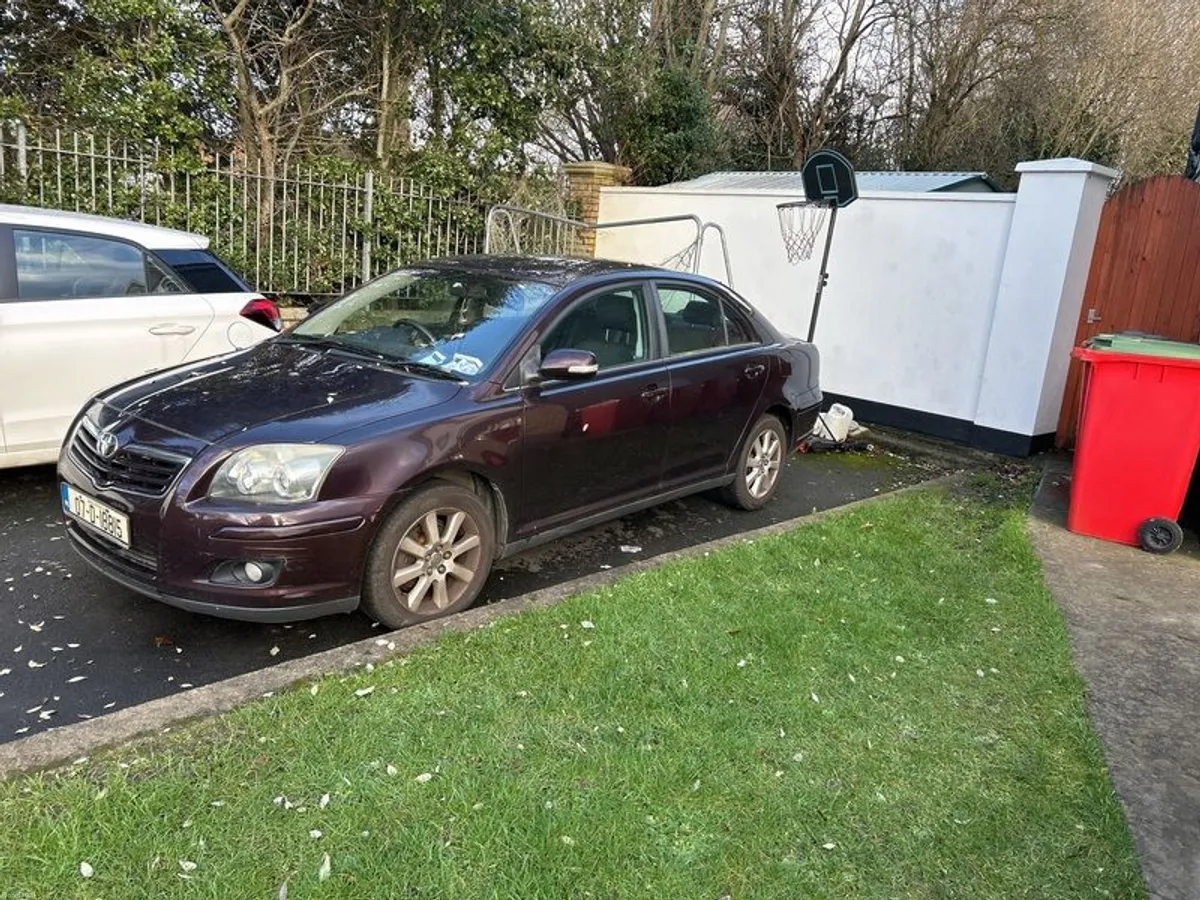 2007 Toyota Avensis - Image 1