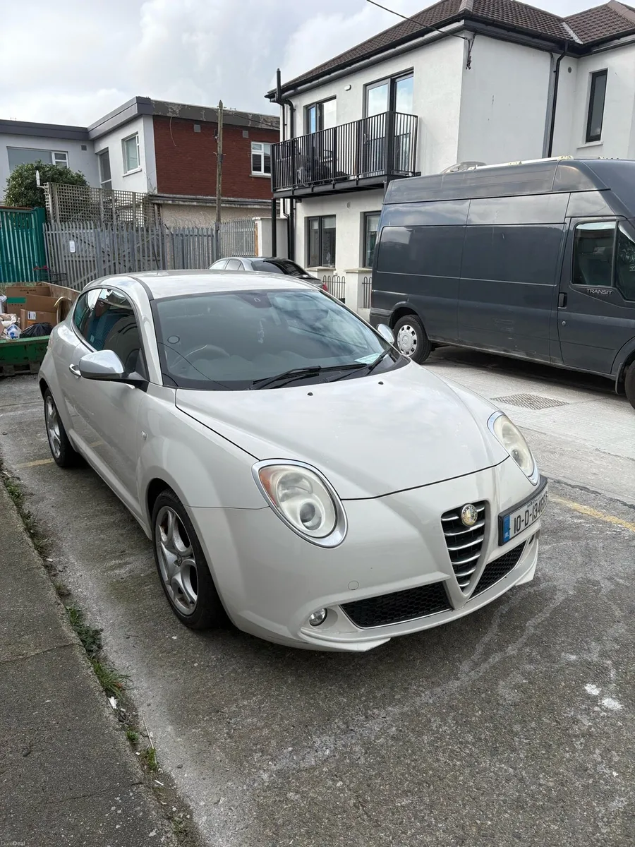 Alpha Romeo mito - Image 3