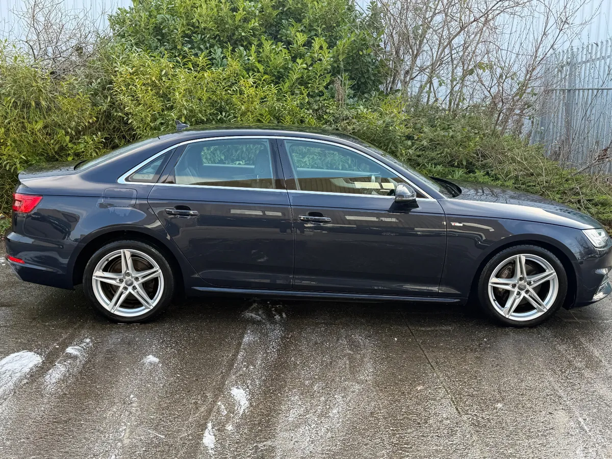 Audi A4 S-Line Automatic - Image 3