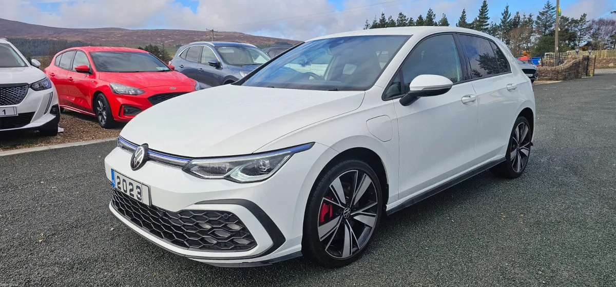 Volkswagen Golf 1.4 TSI GTE Petrol Hybrid 2023 - Image 1