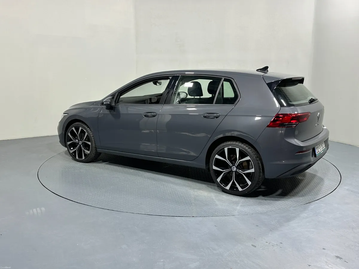 Volkswagen Golf 1.0 Tsi DSG Automatic 232 - Image 4