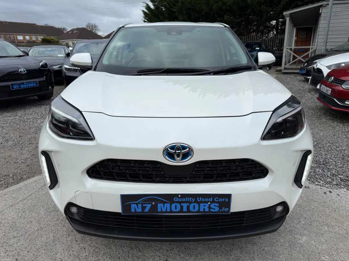 2020 Toyota Yaris Cross 1.5 HYBRID Z AUTO - Image 3