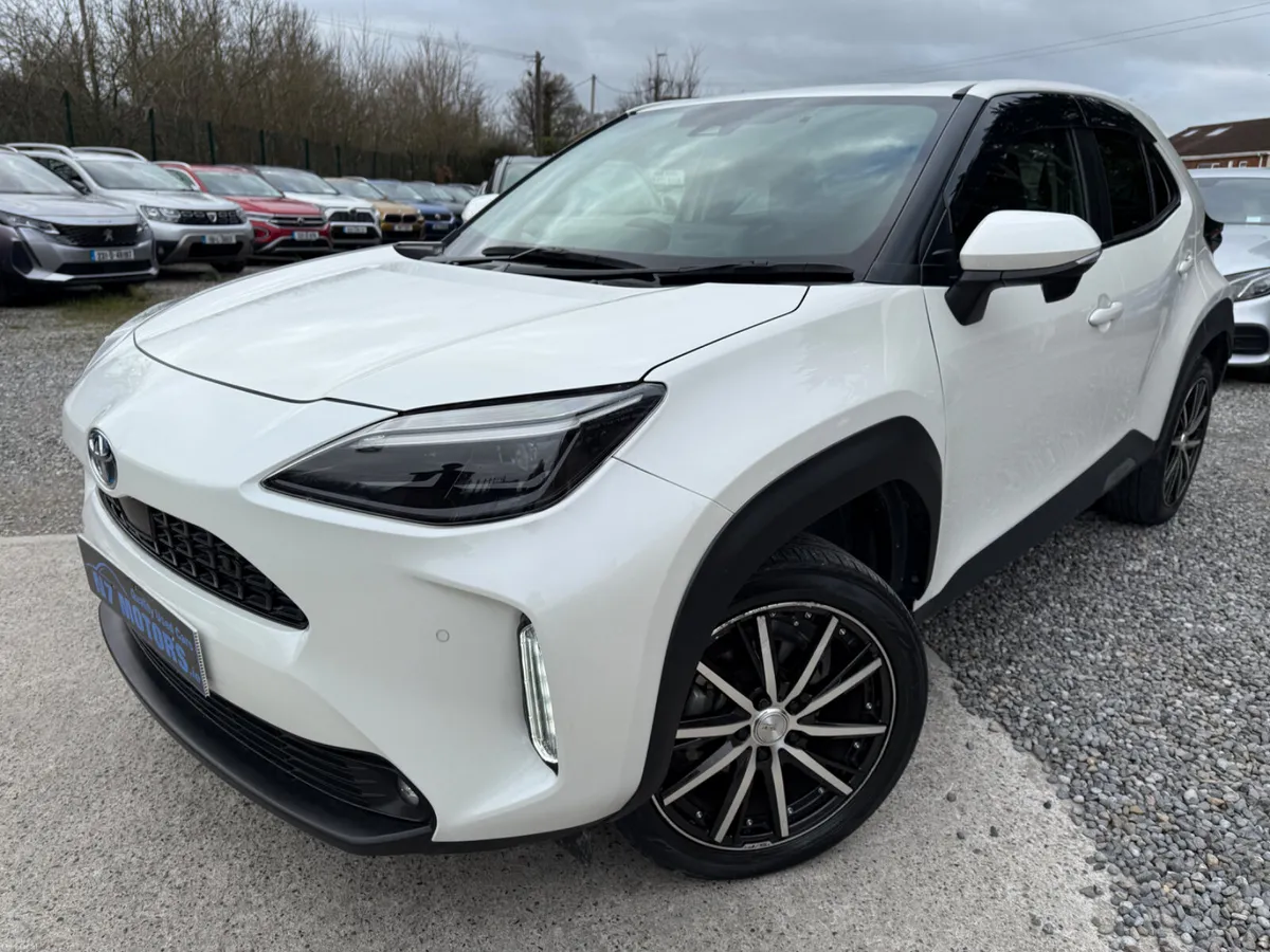 2020 Toyota Yaris Cross 1.5 HYBRID Z AUTO - Image 2