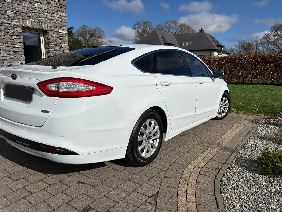 Ford Mondeo Titanium 1.5 TDCi manual (182) - Image 3