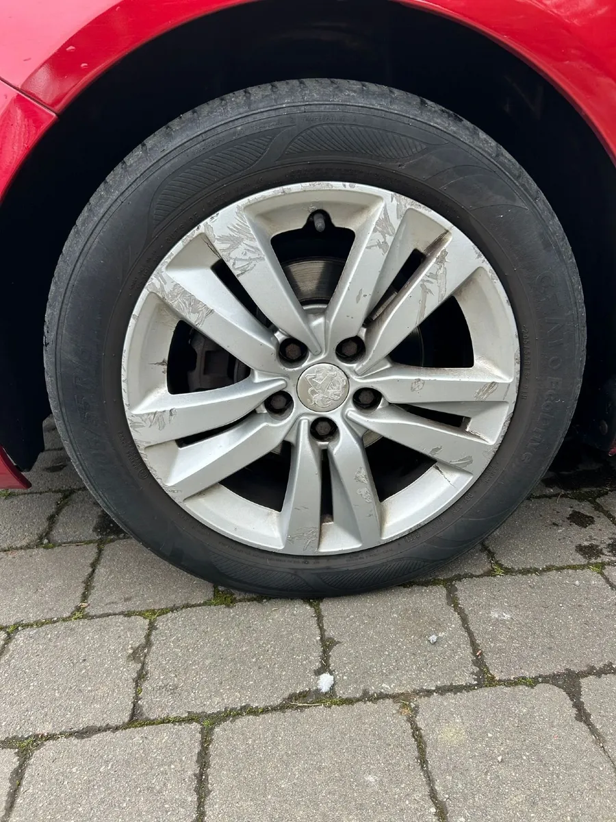 Peugeot 308 2016 - Image 4