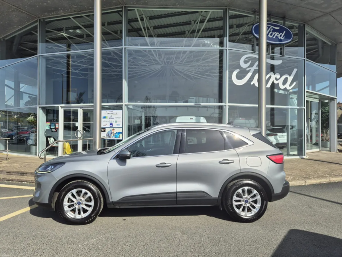 Ford Kuga TITANIUM 5DR 1.5 TD120PS - Image 3