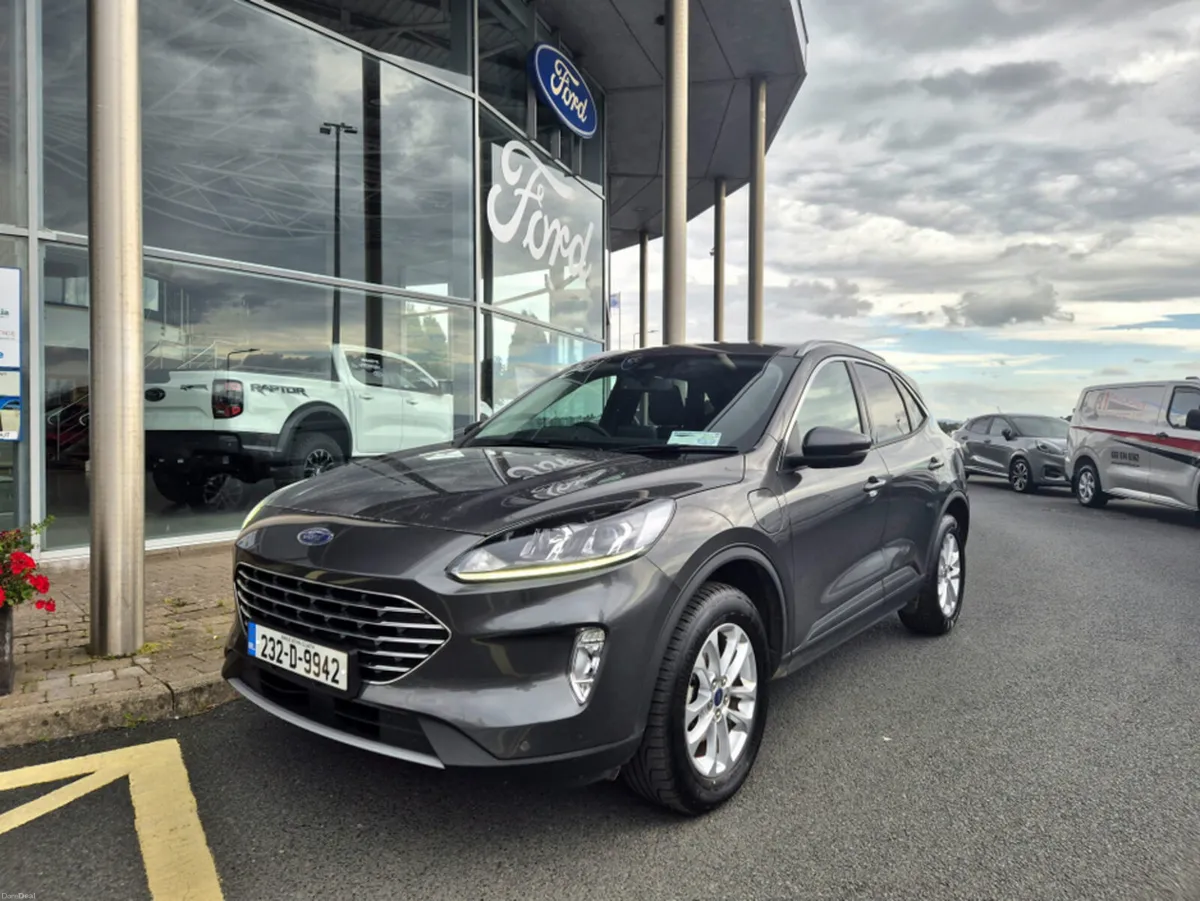 Ford Kuga TITANIUM 2.5 PHEV 225 S6.2 - Image 4
