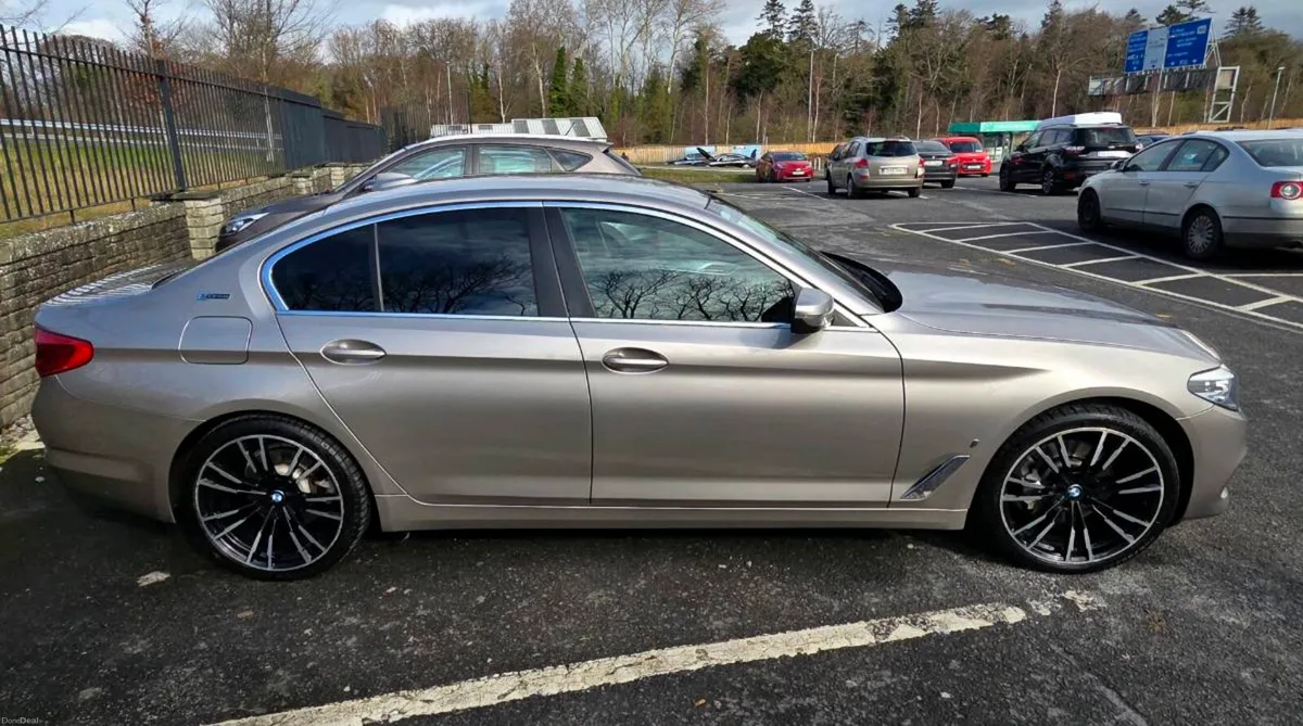 BMW 530e iPerformance - Image 3