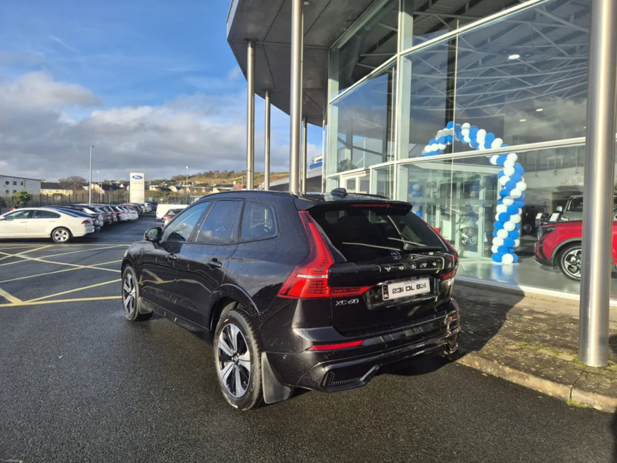 Volvo XC60 T6 PHEV PLUS DARK AWD 5DR AUTO - Image 2