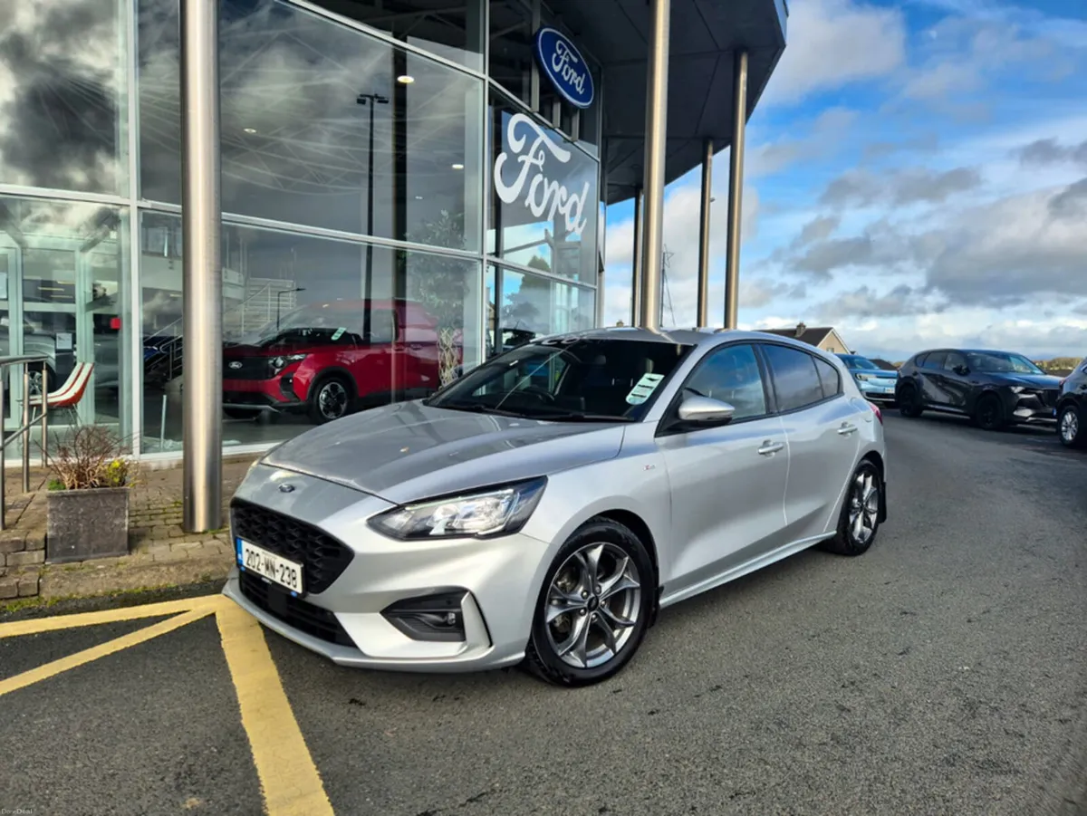 Ford Focus ST-LINE EDITION 5DR 1.5TD 120PS - Image 1
